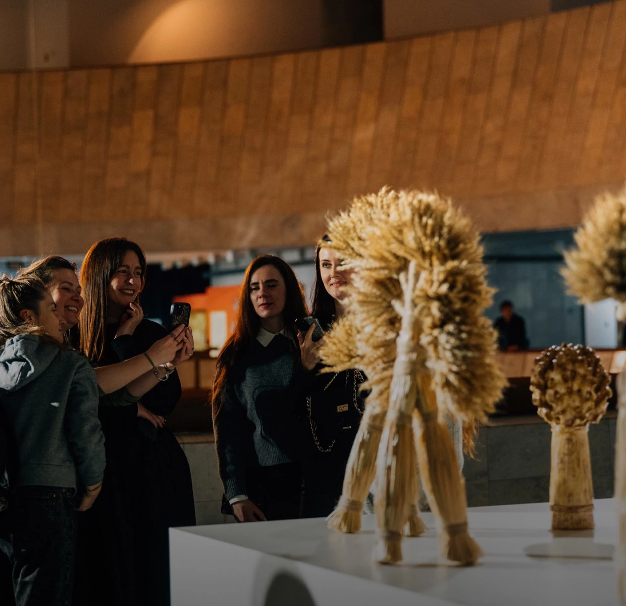 15 виставок грудня