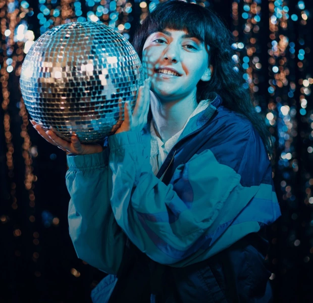 Вихідні із «Сенсом», день народження K41 і презентація альбому Vøvk: куди піти на вихідних — Плани на вихідні. The Village Україна