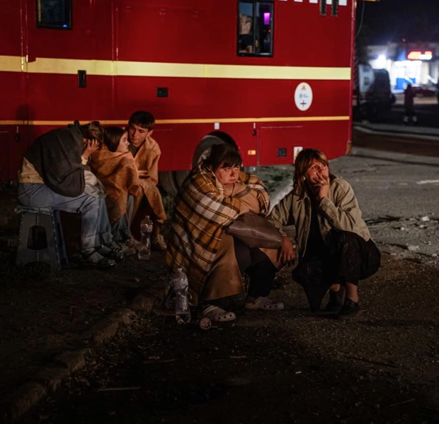 Що робити, якщо «шахед» влучив у сусідній будинок — Є питання. The Village Україна