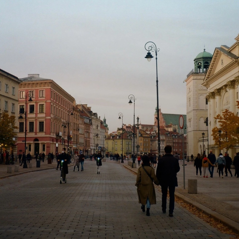 Скільки коштує життя у Варшаві? Розпитали мешканців столиці Польщі