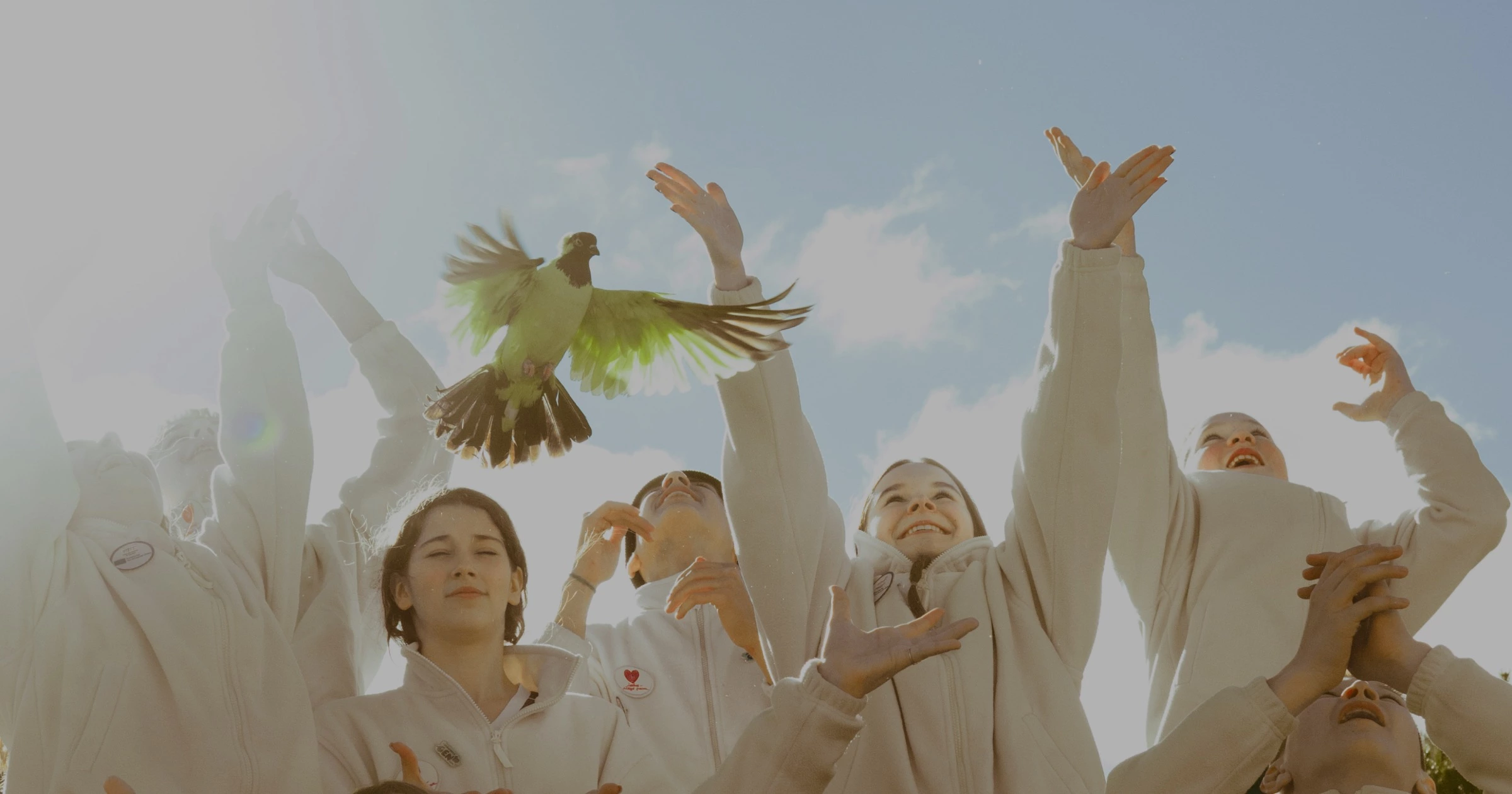 Бути поруч: як Gen.Ukrainian відповідають на кризу дитинства під час війни