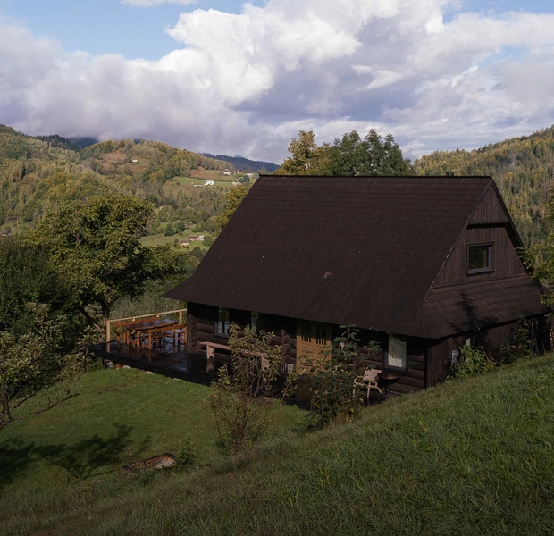 Ми купили й відремонтували гуцульську хату в Карпатах — Власний досвід. The Village Україна