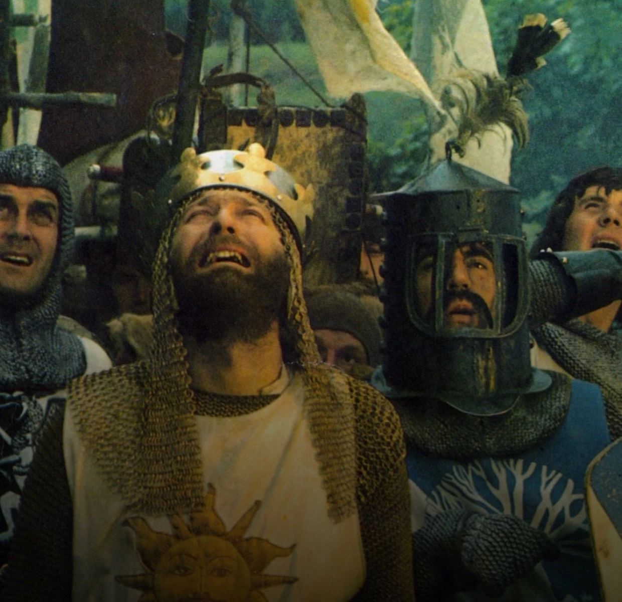 Василь Байдак пояснює улюблений жарт із «Монті Пайтон і Священний Ґрааль» і «несе хрест абсурду»