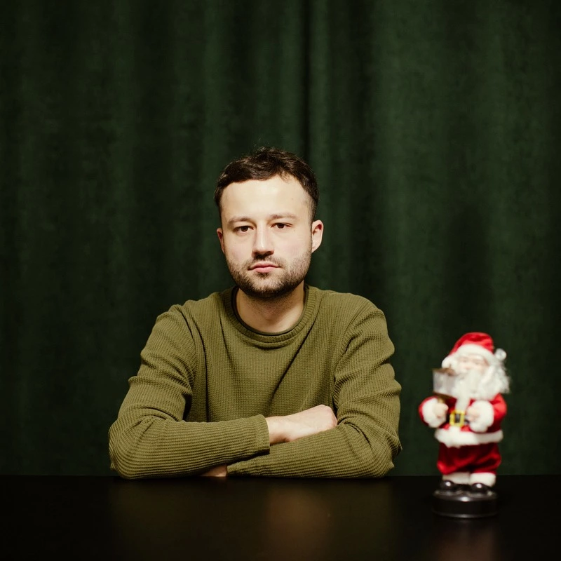 Це люди, які святкують Новий рік наодинці