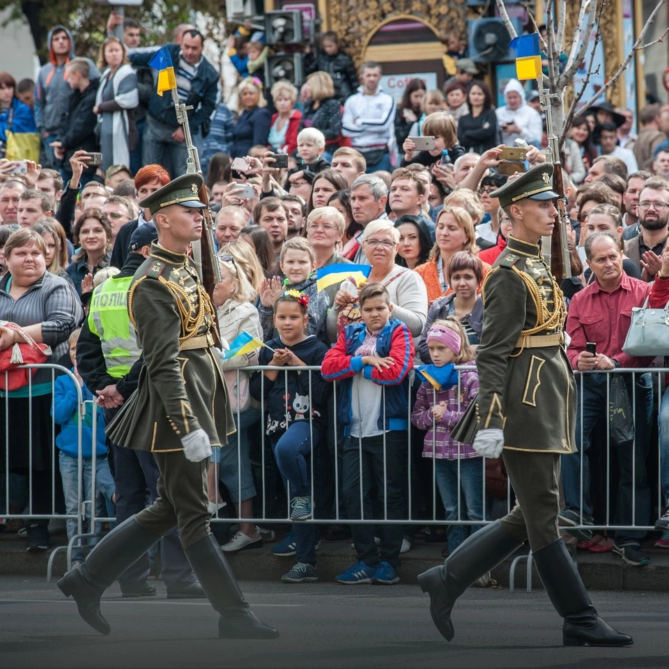 «Добре слово та пістолет». Чи потрібен військовий парад на День Незалежності