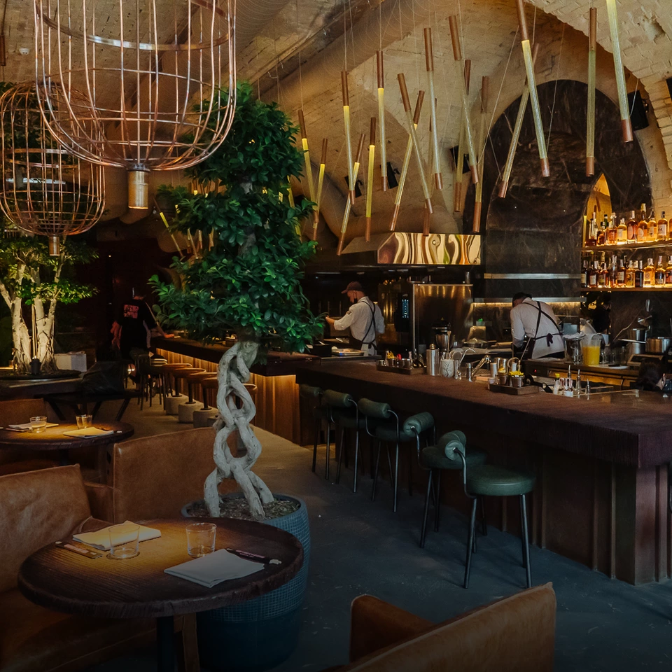 Virgin Izakaya Bar у корпусі заводу «Арсенал»