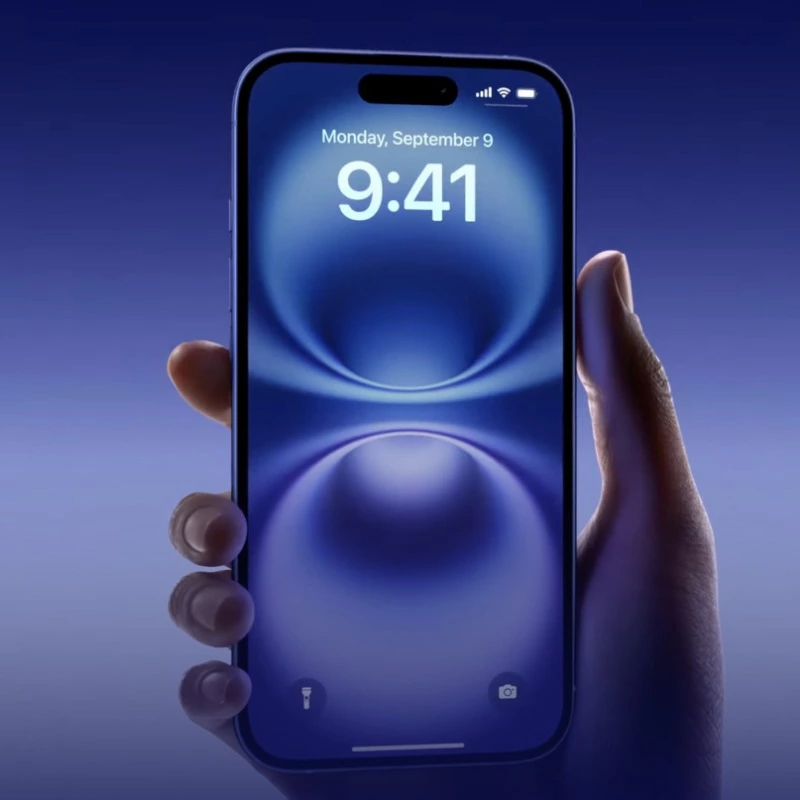 Вертикальні камери та інтегрований ШІ. Apple презентували iPhone 16, нові Apple Watch та AirPods