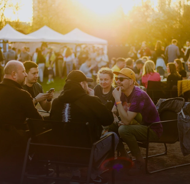 Етнорейв, «Книжкова країна» і ранкова йога: плани на вихідні в Києві — Плани на вихідні. The Village Україна