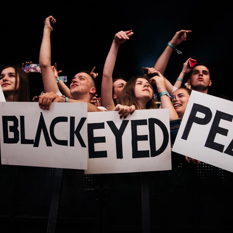 Atlas Weekend 2019, другий день: як сказати «put your f*cking hands in the air» мовою жестів