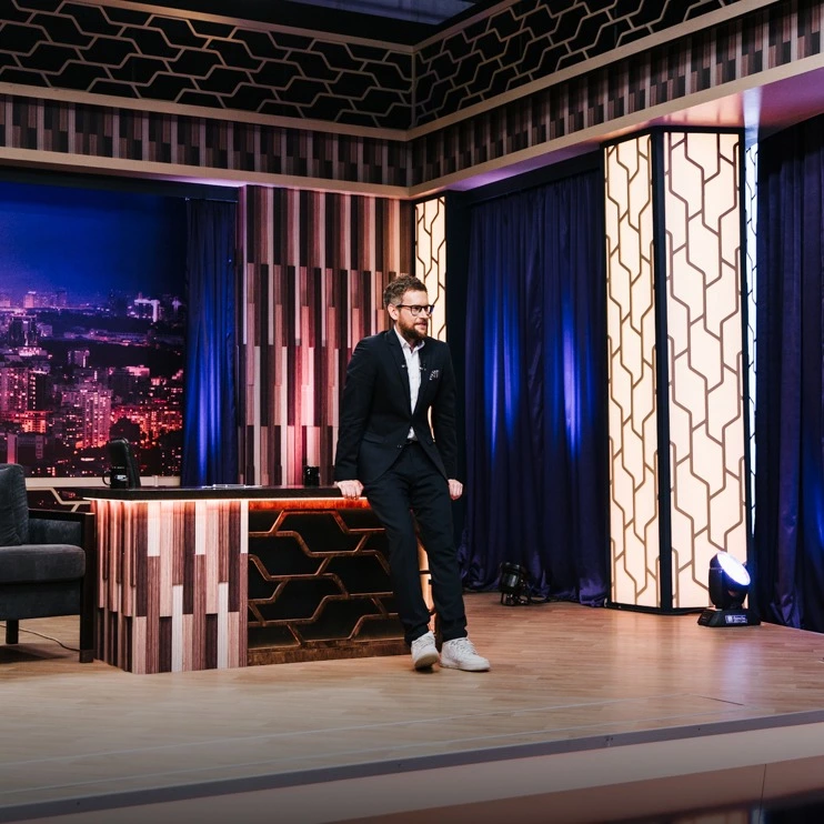 Show time, baby: як знімають «Вечірнє шоу з Юрієм Марченком»