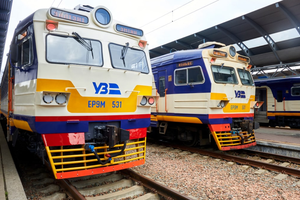 Кільцева електричка курсуватиме повним маршрутом і за оновленим розкладом