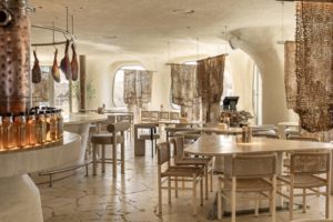 Ресторан «Грибова хата» з Буковеля став одним із найкращих 2025 року за версією Dezeen