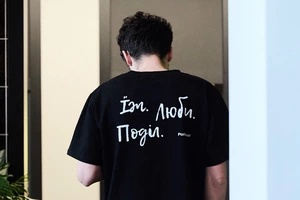 Фудхол Podil Food на Костянтинівській