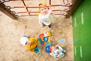 «Материнство не скасовує амбіцій, кар’єра не зменшує любові»: як це бути мамою-керівницею