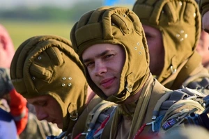 «Перестав шокати й прикрутив музику в авто». Як пораненим військовим відновлюють слух