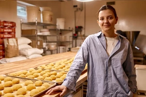 Тут печуть 3000 булок на день, але не продають жодної: що таке «Спельта Lab»