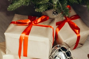 Що подарувати на Різдво та Новий рік: 26 варіантів від українських брендів