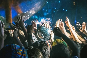 «Схема» Backstage у клубі Otel’ і день народження «Каштану»: плани на вікенд у Києві