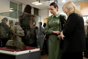 20+ виставок січня