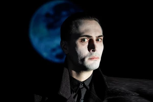 15+ театральних прем’єр грудня