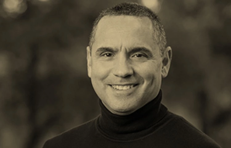 Дитячі травми з нами на все життя? Розповідає професор Керріон зі Стенфорду