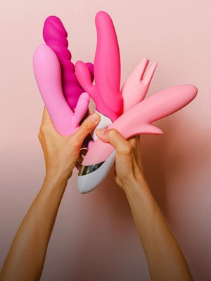 «Адаптивним має бути секс, а не девайси». Чи існують інклюзивні секс-іграшки