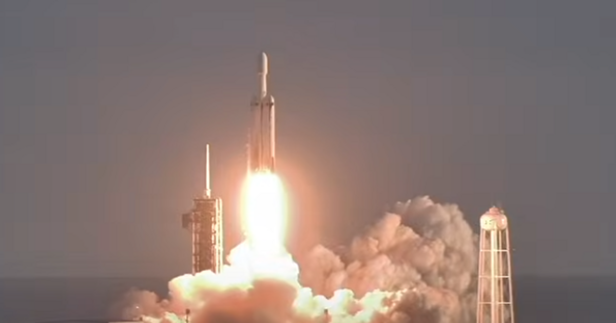 NASA запустила космічну обсерваторію, щоби створити найбільшу мапу Всесвіту